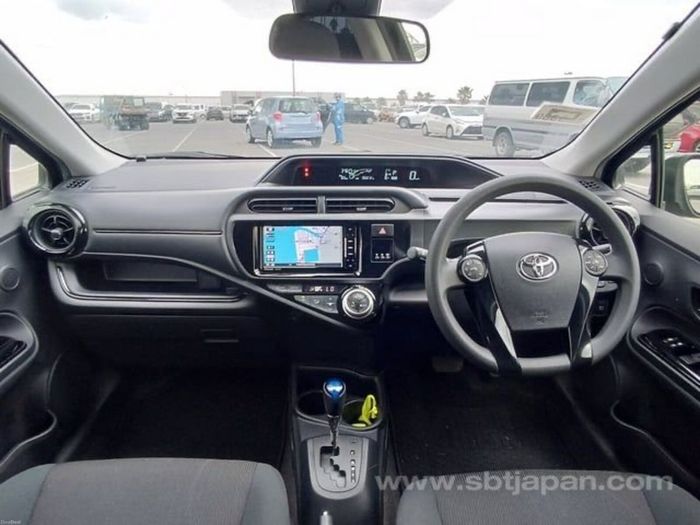 Toyota Aqua 2017