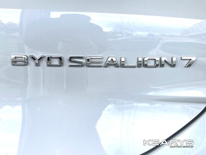 BYD SEALION 7 2026