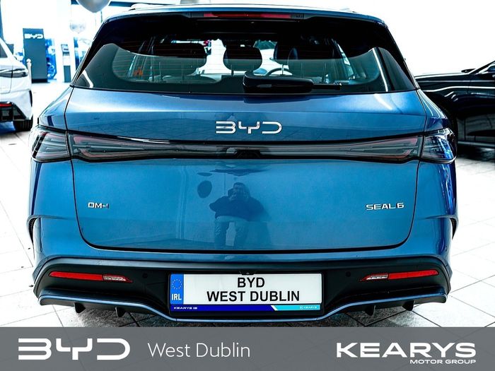 BYD SEAL 6 2026