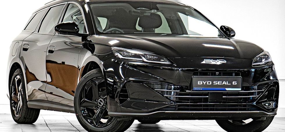 BYD SEAL 6 2026