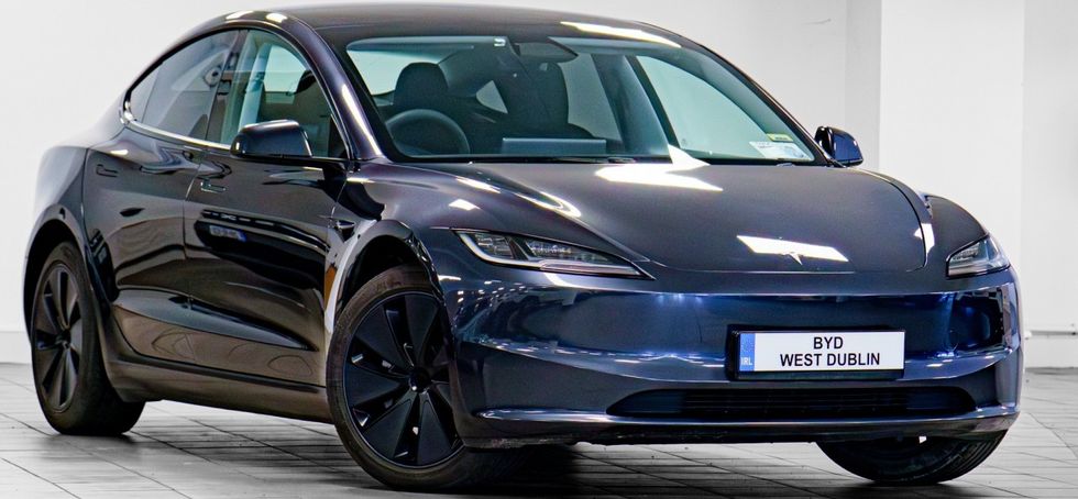 Tesla Model 3 2024