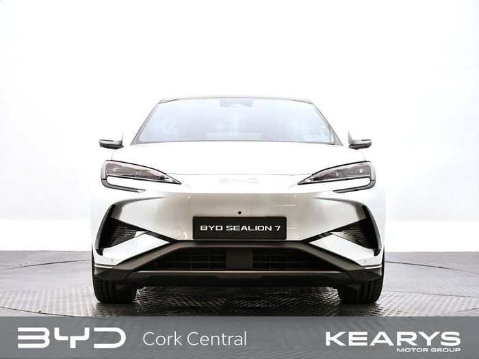 BYD SEALION 7 2026
