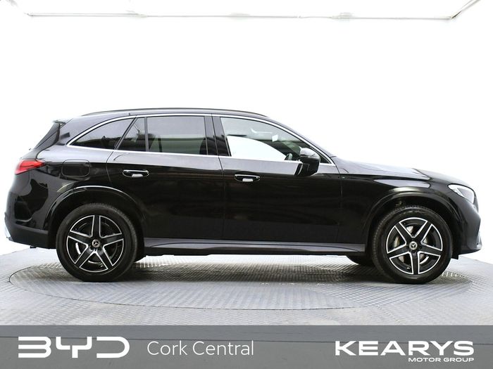 Mercedes-Benz GLC 2025