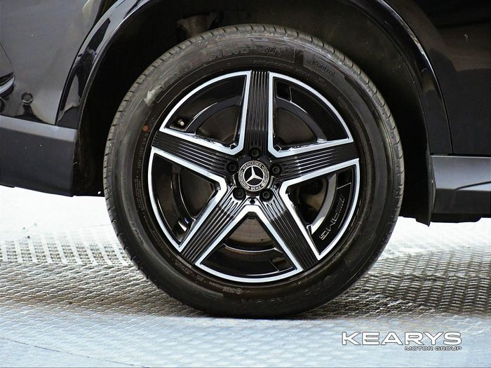 Mercedes-Benz GLC 2025