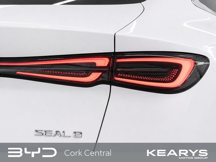 BYD SEAL 6 2026