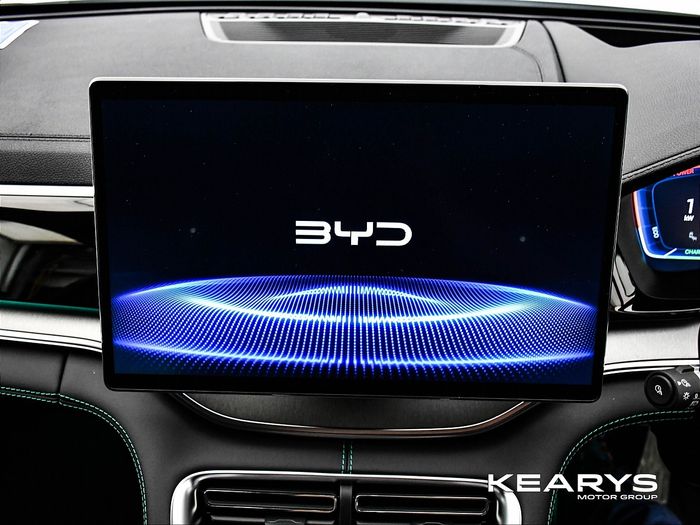 BYD SEAL U 2025