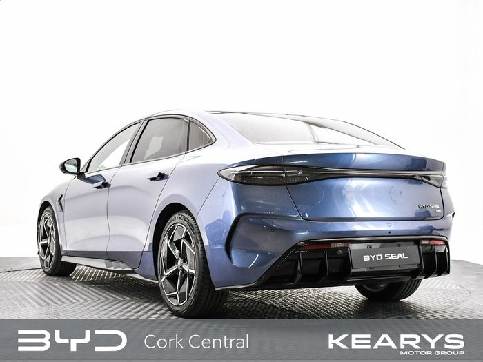 BYD SEAL 2025