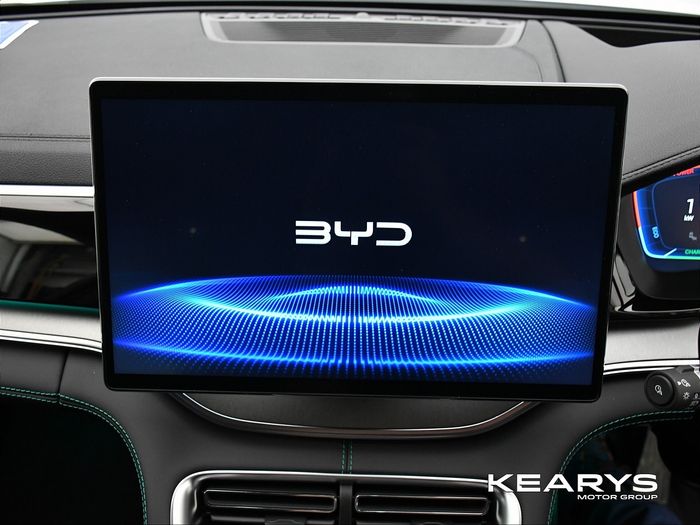 BYD SEAL U 2025