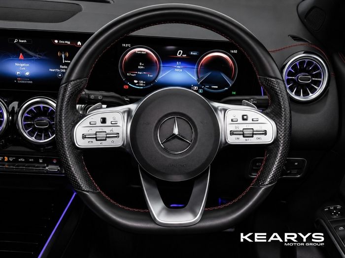 Mercedes-Benz EQB 2023