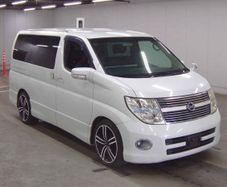 Nissan Elgrand 2009