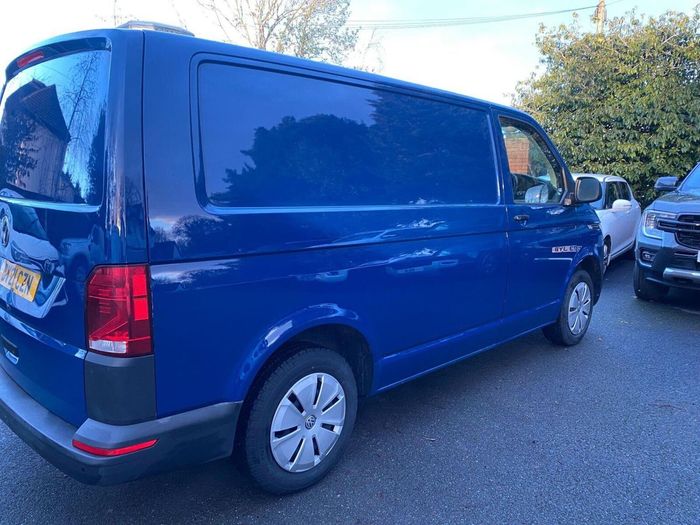 Volkswagen Transporter 2021