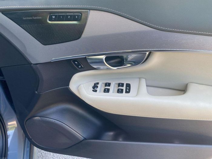 Volvo XC90 2022