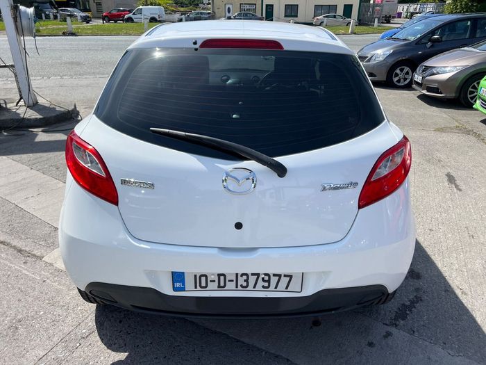 Mazda Demio 2010