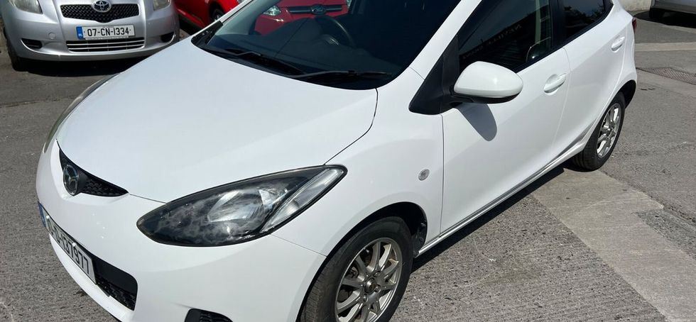 Mazda Demio 2010
