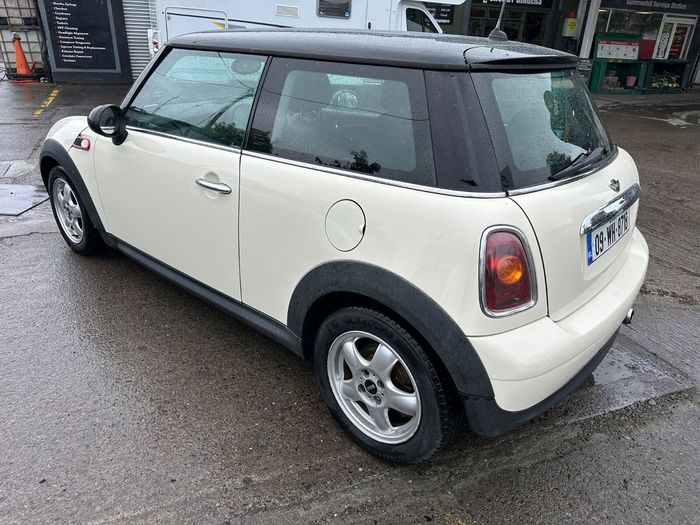 MINI Cooper 2009