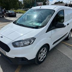Ford TRANSIT COURIER 2023