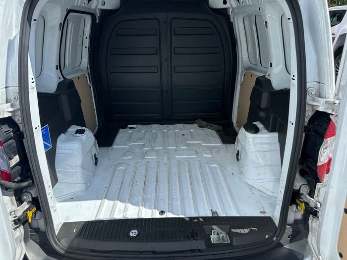 Ford TRANSIT COURIER 2023