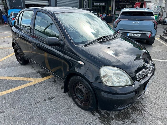 Toyota Yaris 2005