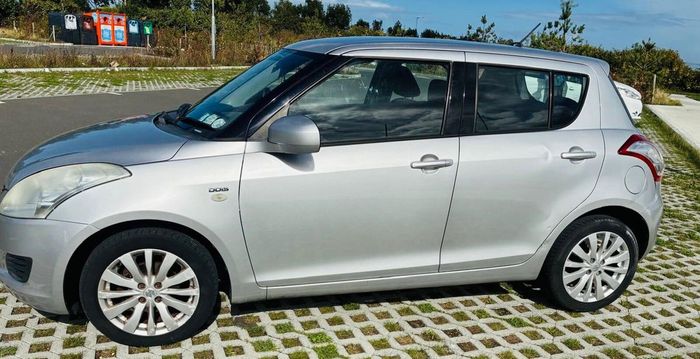 Suzuki Swift 2012