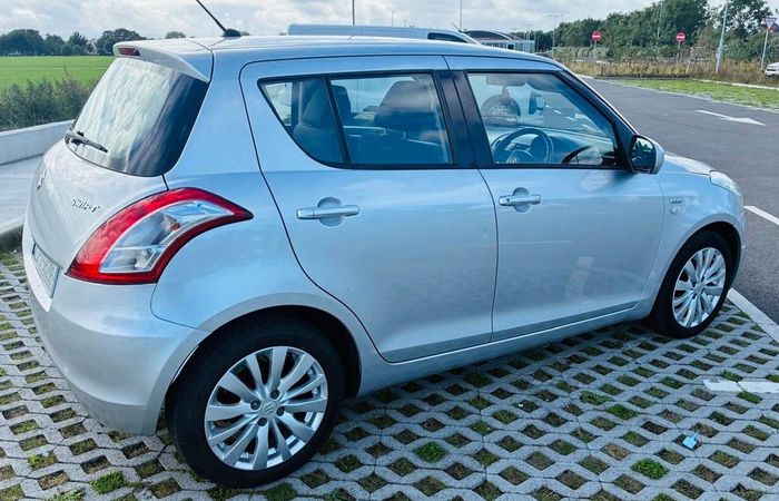 Suzuki Swift 2012