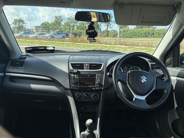 Suzuki Swift 2012