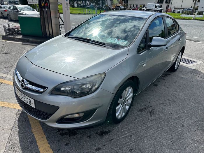 Opel Astra 2013