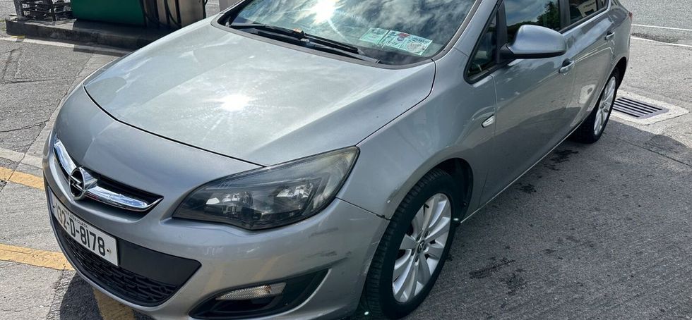 Opel Astra 2013
