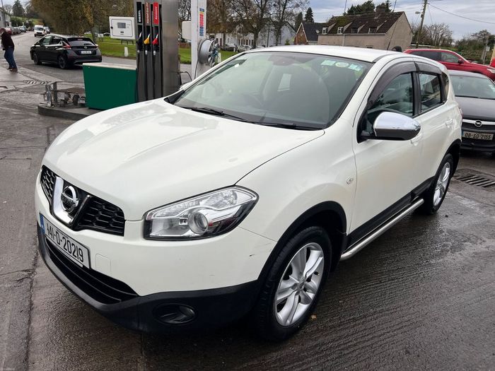 Nissan QASHQAI 2014