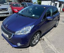 Peugeot 208 2015