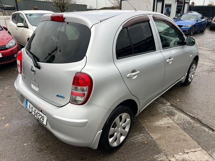 Nissan March 2011