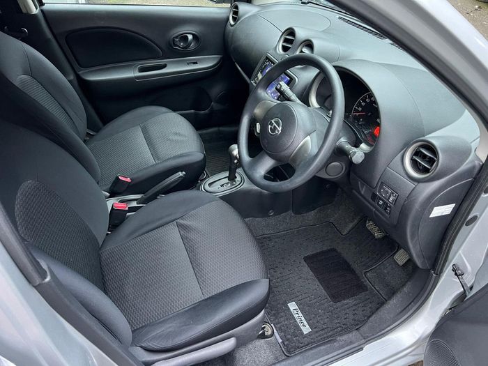 Nissan March 2011