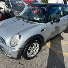 MINI Cooper 2005