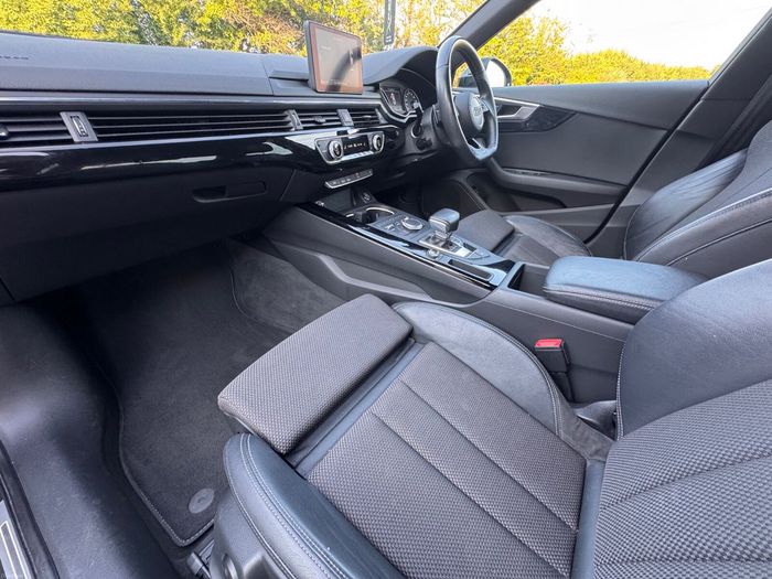 Audi A4 2017