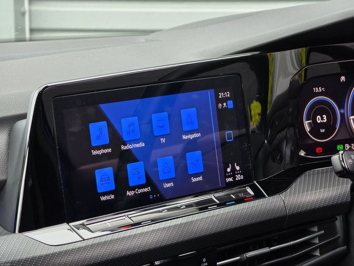 Volkswagen Golf 2023