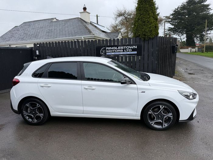 Hyundai i30 2022