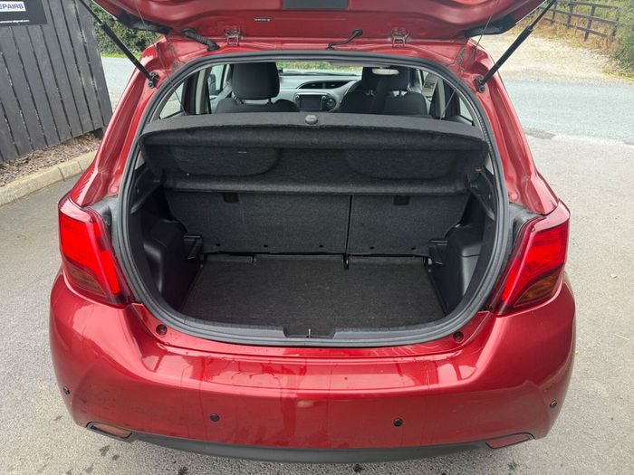 Toyota Yaris 2015