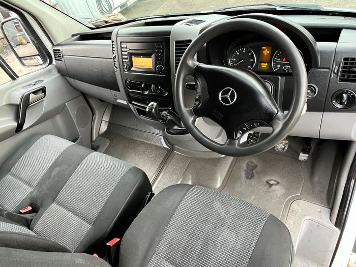Mercedes-Benz Sprinter 2012