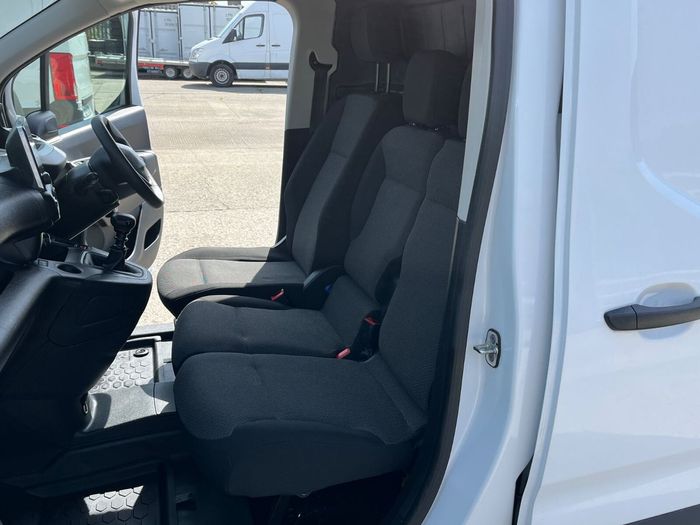 Peugeot Partner 2023