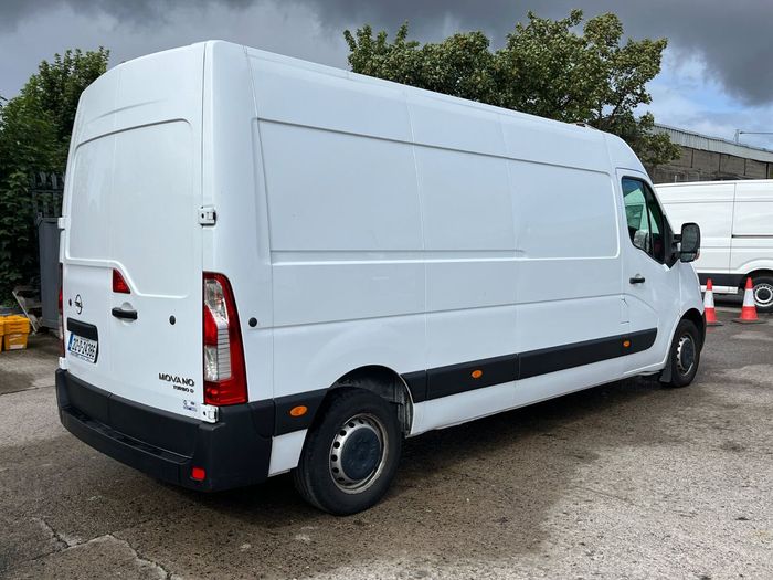 Opel Movano 2021