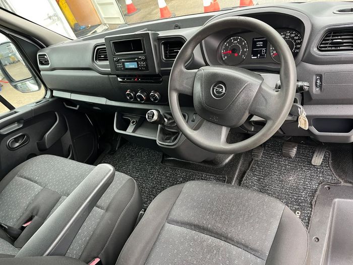 Opel Movano 2021