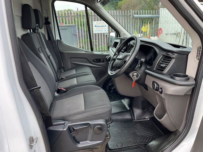 Ford Transit 2021