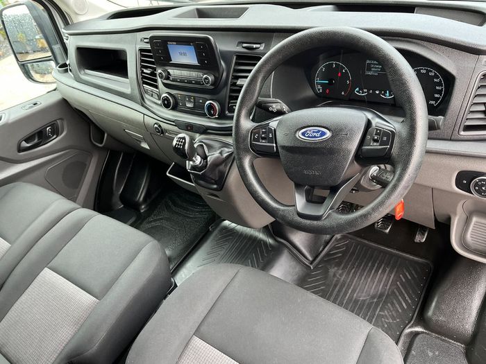 Ford Transit 2021
