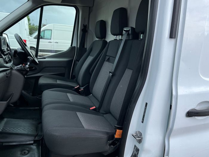 Ford Transit 2021