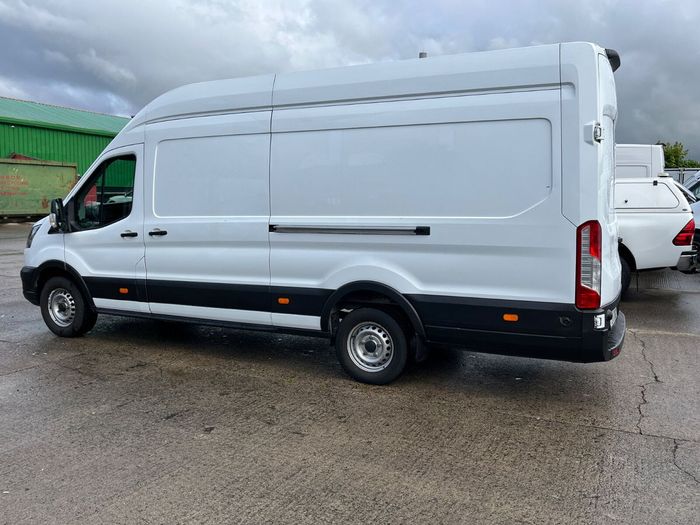 Ford Transit 2021
