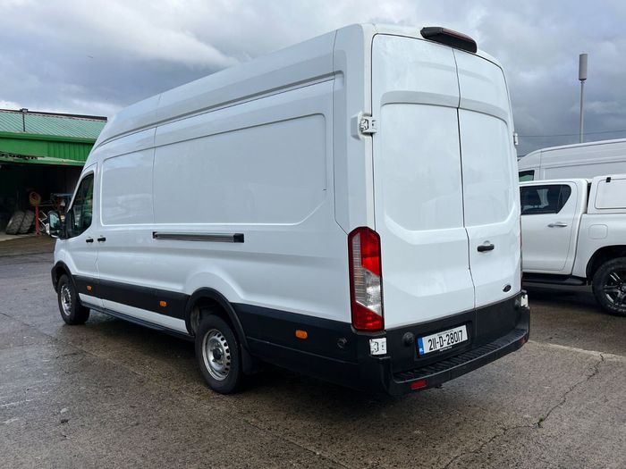 Ford Transit 2021