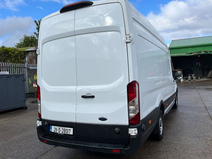 Ford Transit 2021