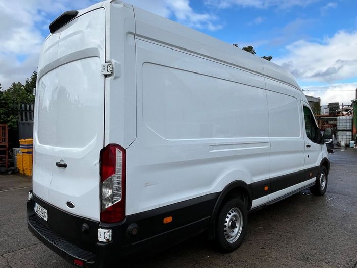 Ford Transit 2021