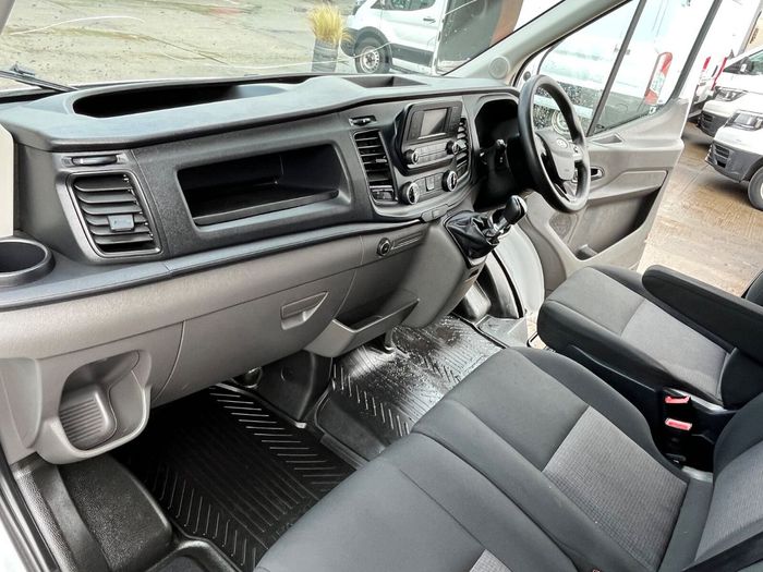 Ford Transit 2021