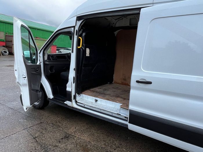 Ford Transit 2021