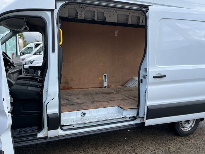 Ford Transit 2021